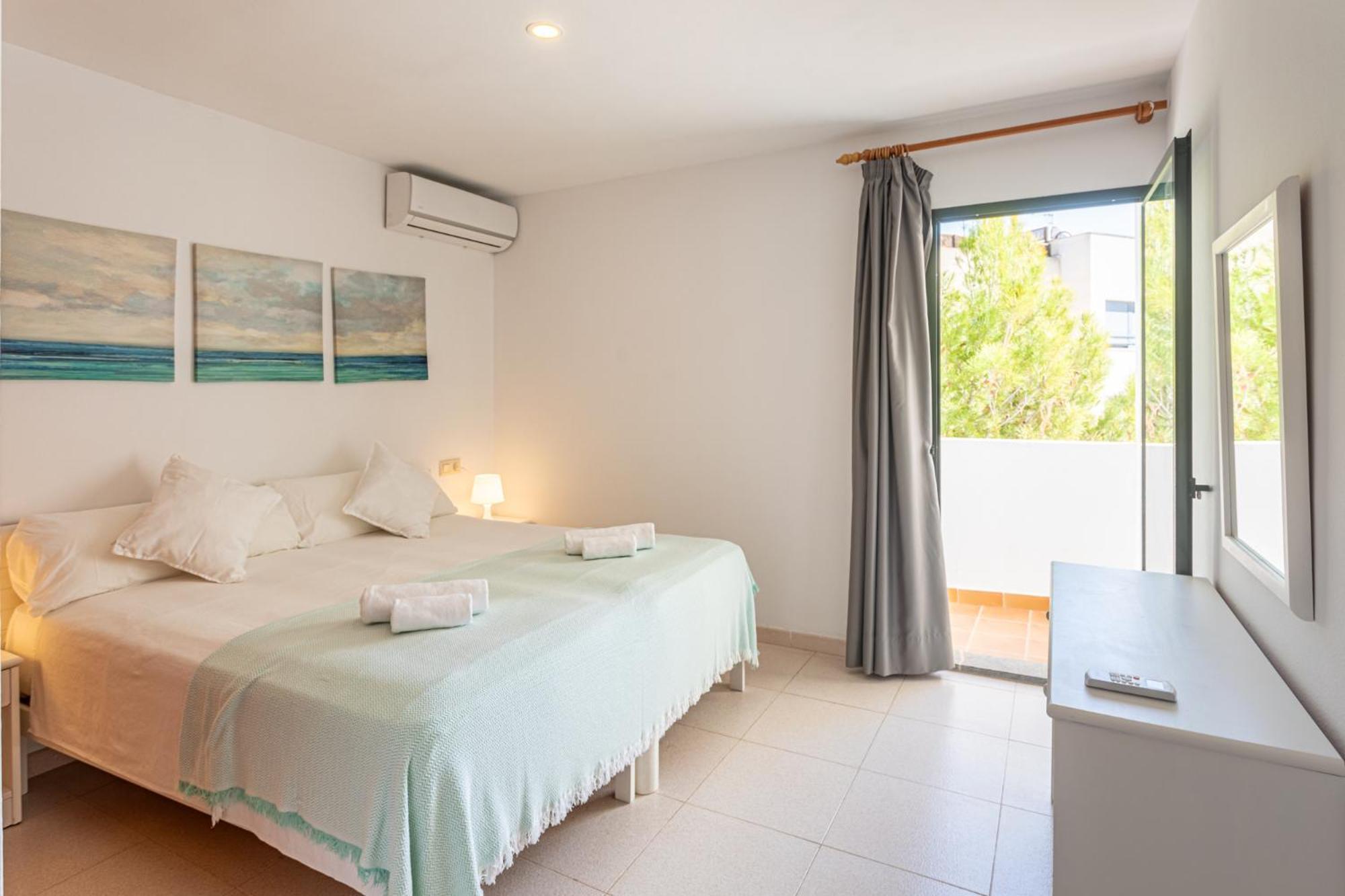 Apartamentos Es Dolc Colonia de Sant Jordi Exterior foto